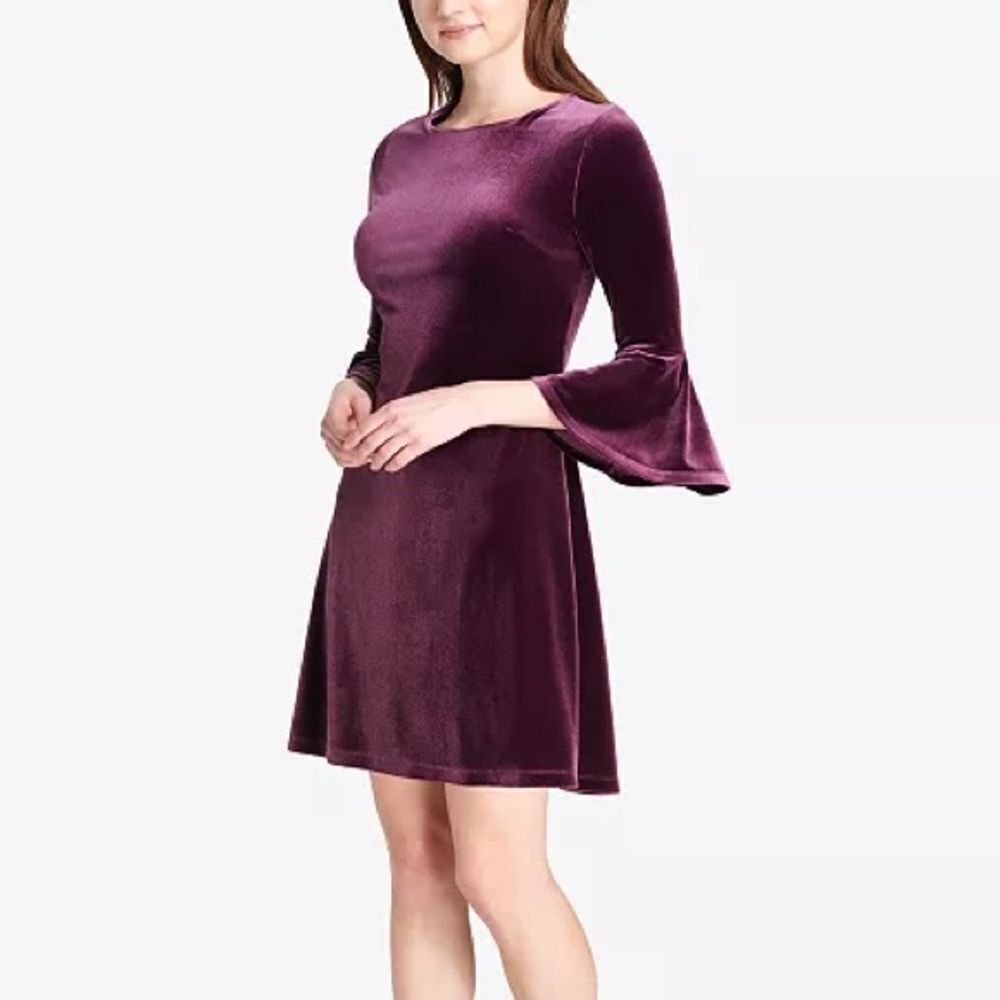 Tommy Hilfiger Dress Women’s 10 Purple Velvet 3/4 Bell‎ Sleeve NWT